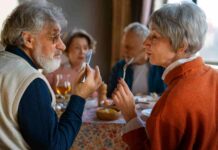 Maison de retraite autour de moi : Les démarches administratives pour une admission réussie maisons de retraite, liste des ehpad, ehpad pres de chez moi, ehpad dans le loiret, maison de retraite, maison de retraite autour de moi,